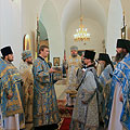 Епископ Людиновский Никита совершил литургию в храме Преображения Господня города Калуги