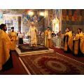 Митрополит Климент совершил воскресное всенощное бдение в Свято-Троицком соборе