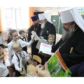 В ходе своего визита в Екатеринбург владыка Климент посетил Симеоновскую православную гимназию
