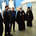 Митрополит Климент посетил выставку известного мастера лирического пейзажа Александра Шилова