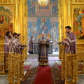 В Великий Четверг митрополит Климент совершил Литургию в Свято-Троицком кафедральном соборе