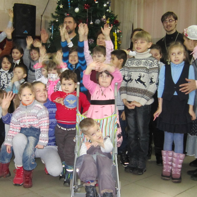 Священнослужитель Жуковского благочиния принял участие в районном празднике для детей-инвалидов