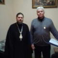 Епископ Тарусский Серафим вручил медаль Калужской епархии Николаеву М.К.