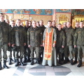 Священник Калужской епархии в день Святой Пасхи провел беседу с военнослужащими