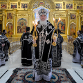 Митрополит Климент совершил Литургию Преждеосвященных Даров в Свято-Троицком 