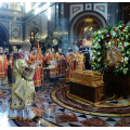 Святейший Патриарх Кирилл возглавил всенощное бдение и встречу мощей святителя в Храме Христа Спасителя в Москве