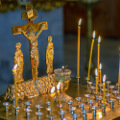 В храмах Калужской епархии молитвенно почтили память погибших в Кемерове