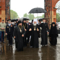 В день памяти великомученика Георгия Победоносца митрополит Климент совершил Литургию в Мещовском Георгиевском монастыре
