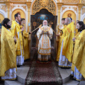 Митрополит Климент совершил Божественную литургию в Успенском храме города Калуги