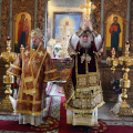 В праздник Воздвижения Креста Господня митрополит Климент совершил Литургию в храме св. Жен-Мироносиц
