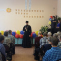 Клирик Калужской епархии посетил праздничный концерт в психоневрологическом интернате д. Дошино