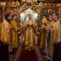 Митрополит Климент совершил Литургию в Георгиевском соборе г. Калуги