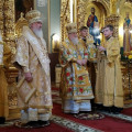 Митрополит Калужский и Боровский Климент совершил Божественную литургию в в Екатерининском соборе Краснодара