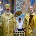 Калужские архипастыри совершили торжественное богослужение перед мощами святого Александра Невского в кафедральном соборе г. Калуги
