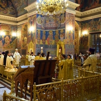 В канун Нового года, митрополит Калужский и Боровский Климент совершил вечернее богослужение в Свято-Троицком кафедральном соборе г. Калуги
