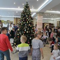 Рождественская елка для семей с особенными детьми