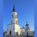 Архипастыри Калужской епархии совершили Божественную литургию в женском монастыре Калужской иконы Божией Матери 