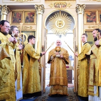Митрополит Климент совершил Литургию в кафедральном Благовещенском соборе г. Боровска