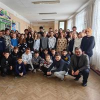 Издательский совет организовал встречи школьников с писателями в Луганской народной республике