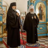 Митрополит Калужский и Боровский совершил Божественную литургию в  Благовещенском кафедральном соборе
