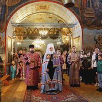 Митрополит Климент совершил Божественную литургию в Свято-Георгиевском соборе г. Калуги